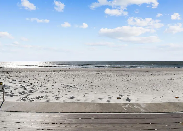 Сasa de vacaciones Beachfront Condo-gulf Views-on The *